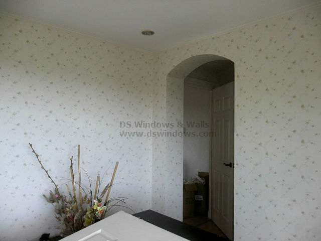 Wallpaper Covering to Uplift your Room Interior