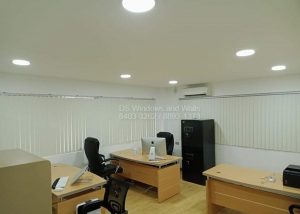 Vertical blinds for commercial use