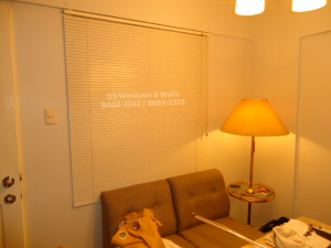 Mini Blinds Minimalist Home